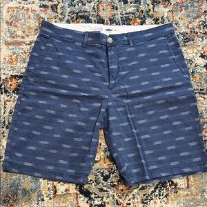 Old Navy Blue Flat Front Shorts Size 34